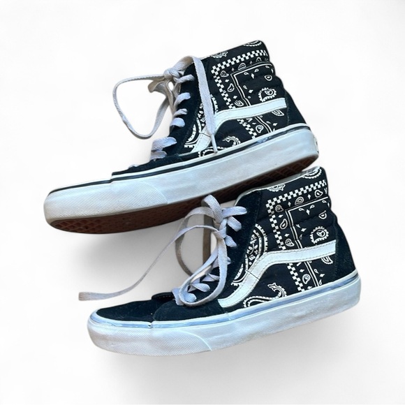 VANS SK8-Hi black & white bandana (paisley) print high top sneakers - size 4.5 - Picture 1 of 10